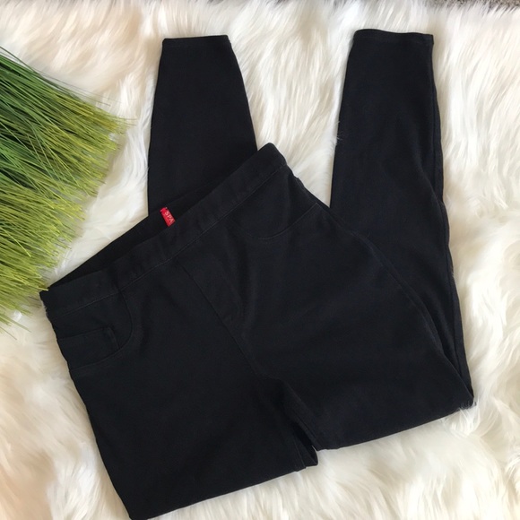 SPANX Denim - Spanx Black Ankle Jeans in SZ L